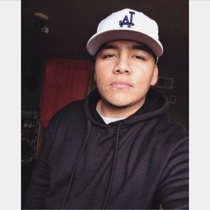 Meet your Posher, Benito